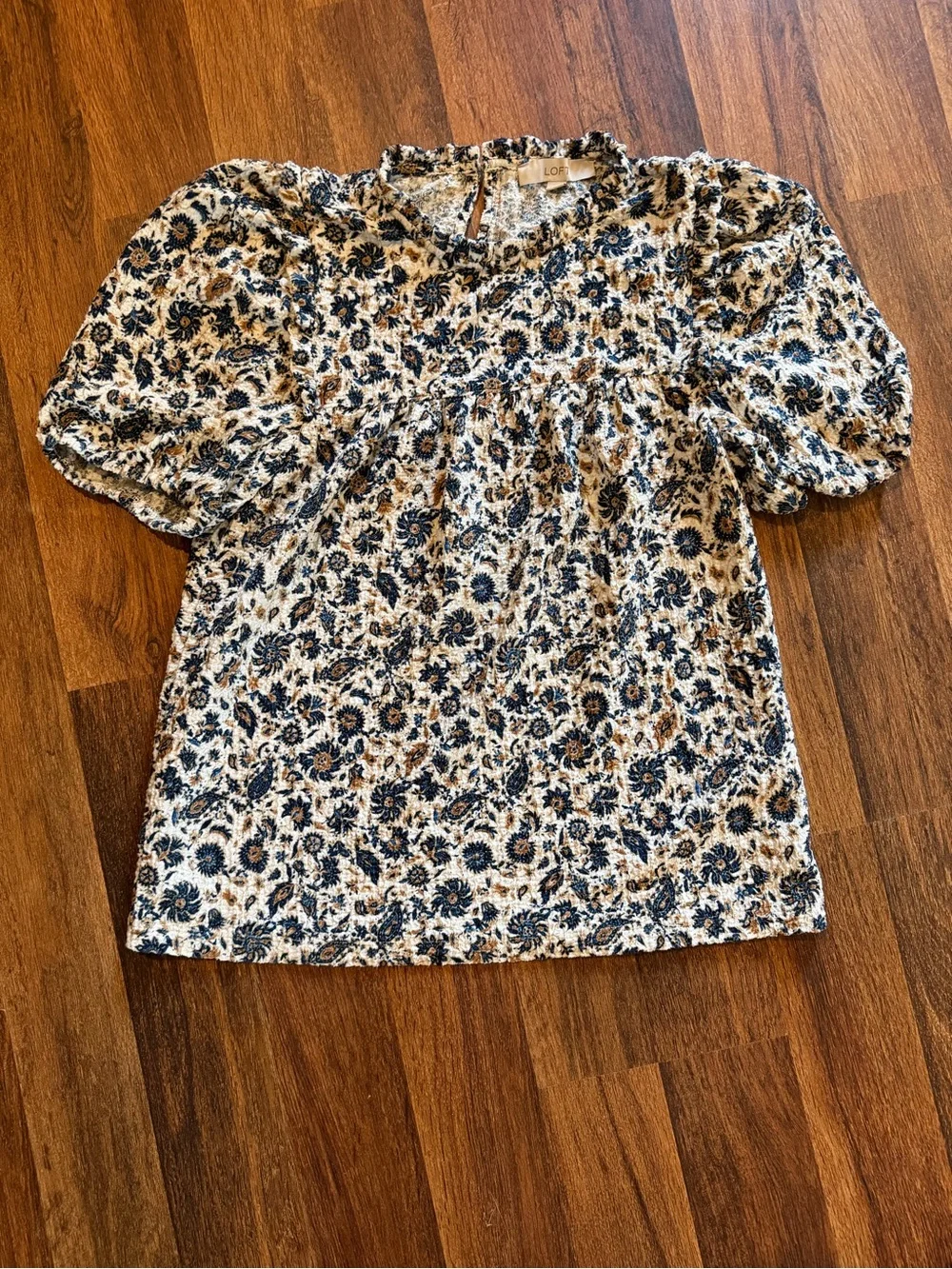 LOFT Navy and Cream Floral Puff Sleeve Blouse